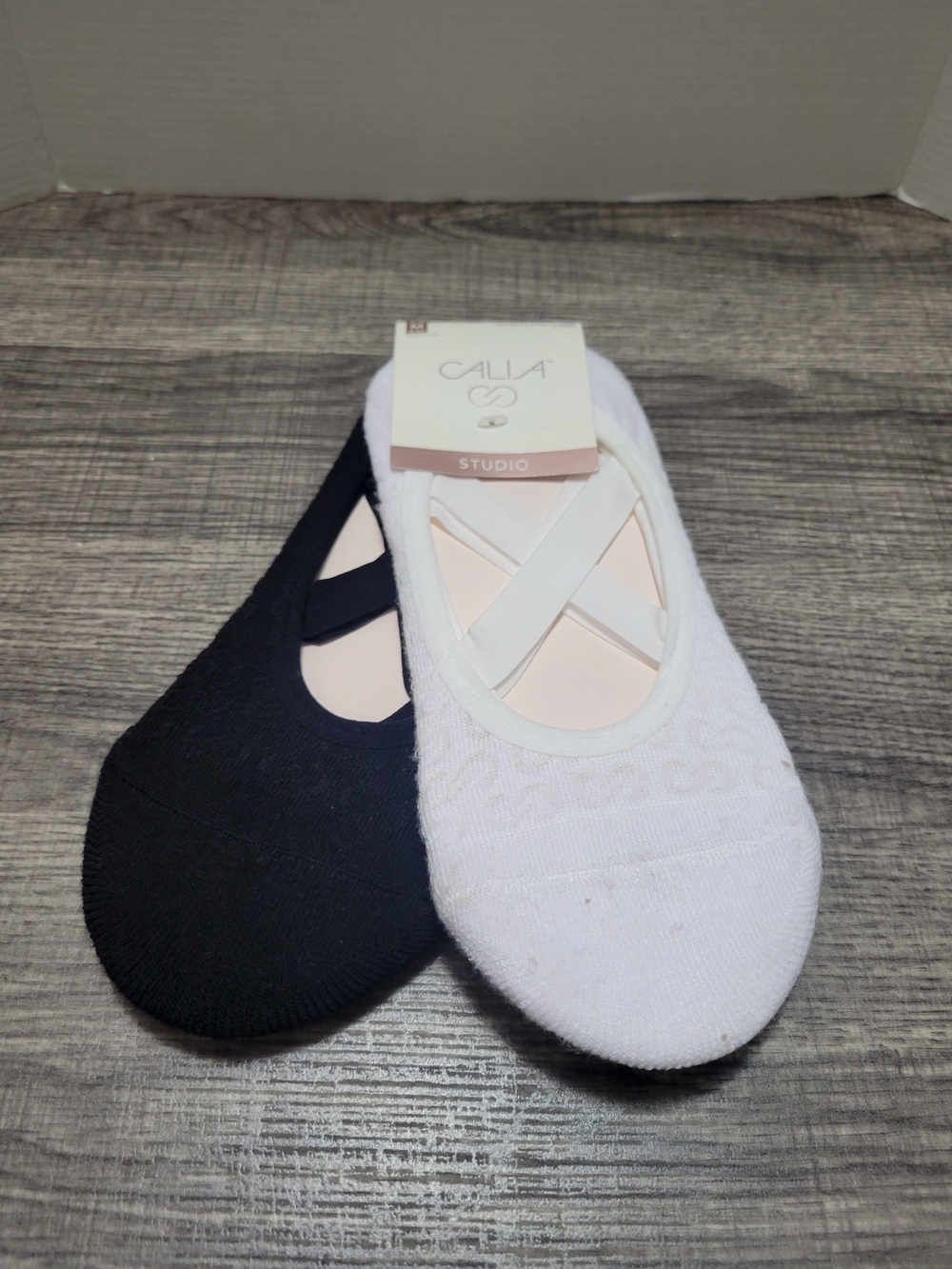 Calia No-Show Ballet Liner Socks - Black & White Medium